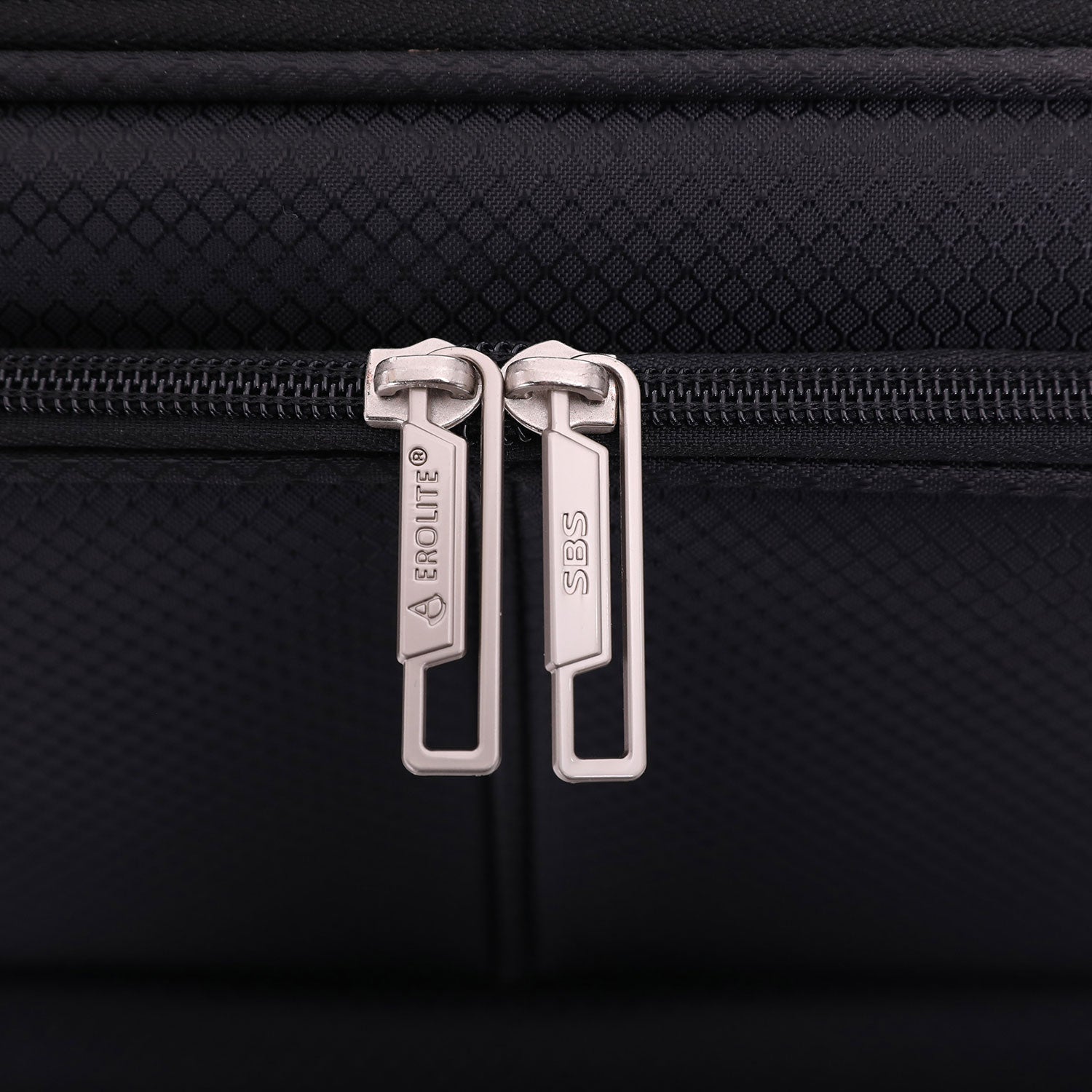 Aerolite British Airways Maximum Size Bundle, 56x45x25cm Large Cabin Softshell Suitcase & 40x30x15cm Under Seat Holdall