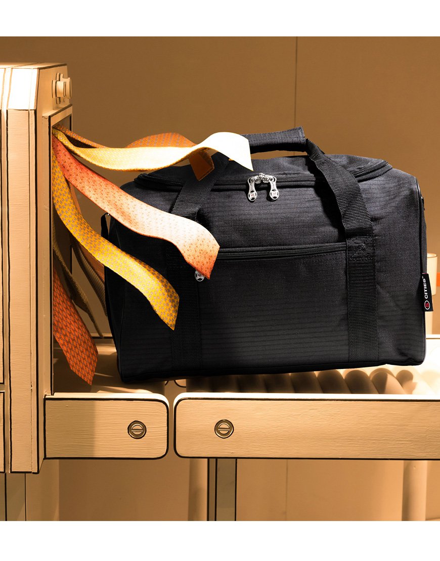 Aerolite (55x35x20cm) Lightweight Cabin Hand Luggage Black and (35x20x20cm) 5 Cities Black Holdall | 2 Wheels